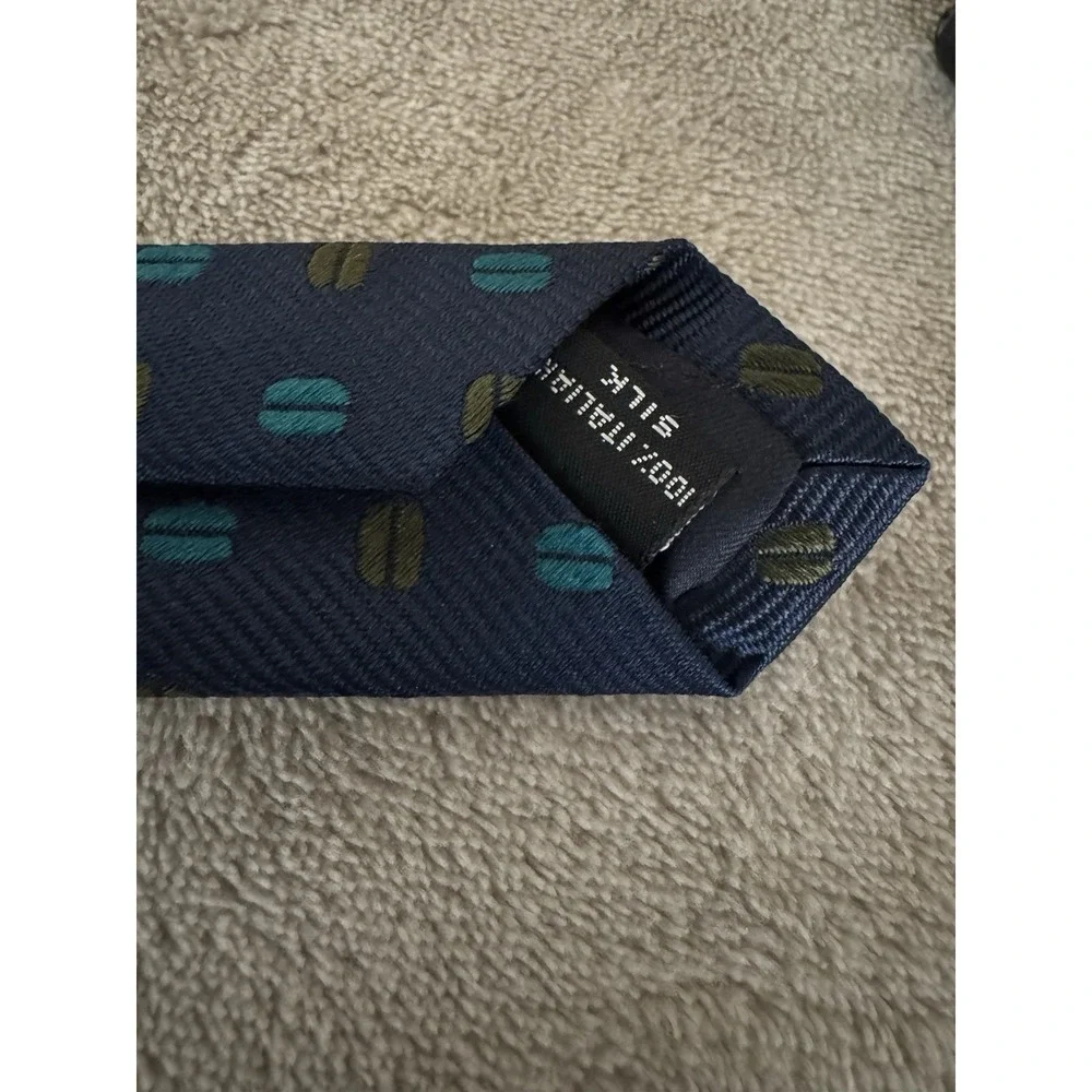Coach Silk Tie‎ Navy Blue Geometric Dot Pattern Classic Designer Necktie